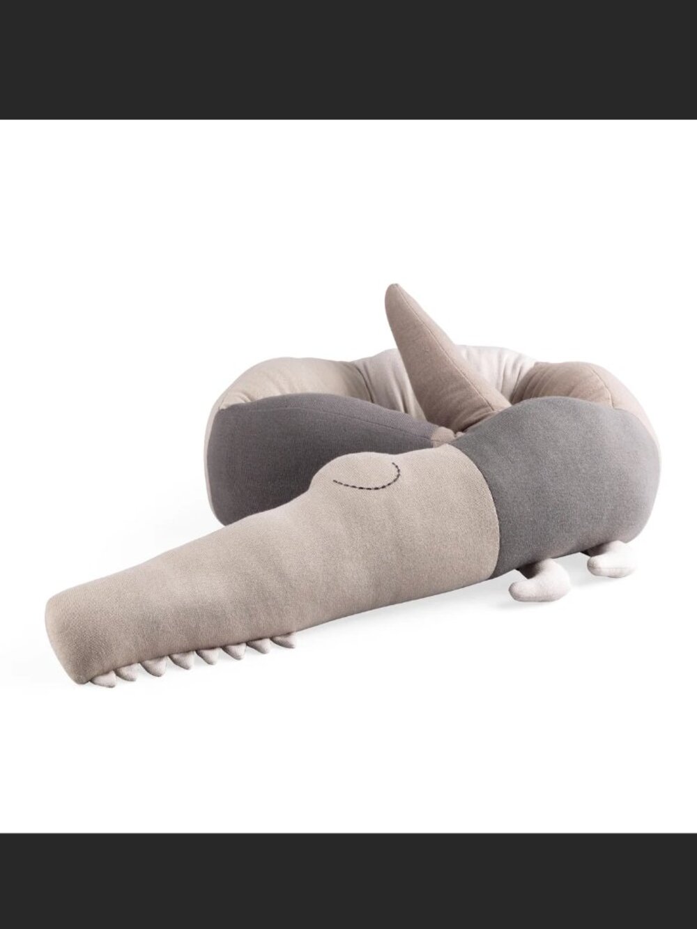 Sebra - knitted cushion / stuffed aligator